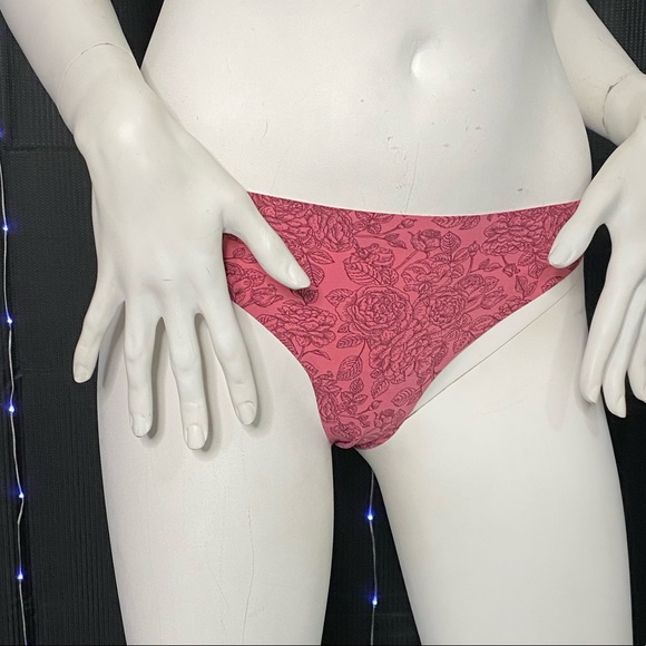 Thong Panties Bundle - Picture 6 of 9